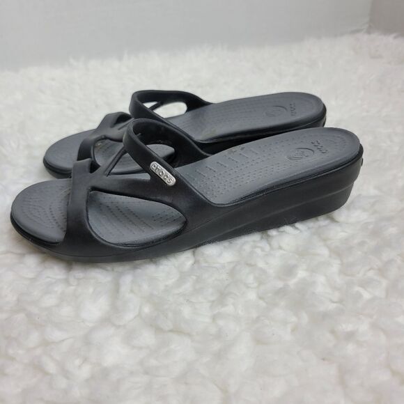 Crocs Hilga Womens Sandals Size 6 Wedges with Padded Footbed - Picture 2 of 9